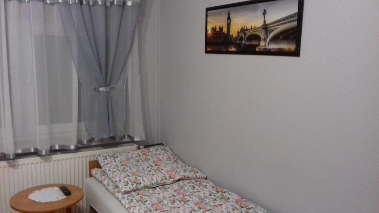 Agroturystyka U Basi Wola Kalinowska Ngoại thất bức ảnh