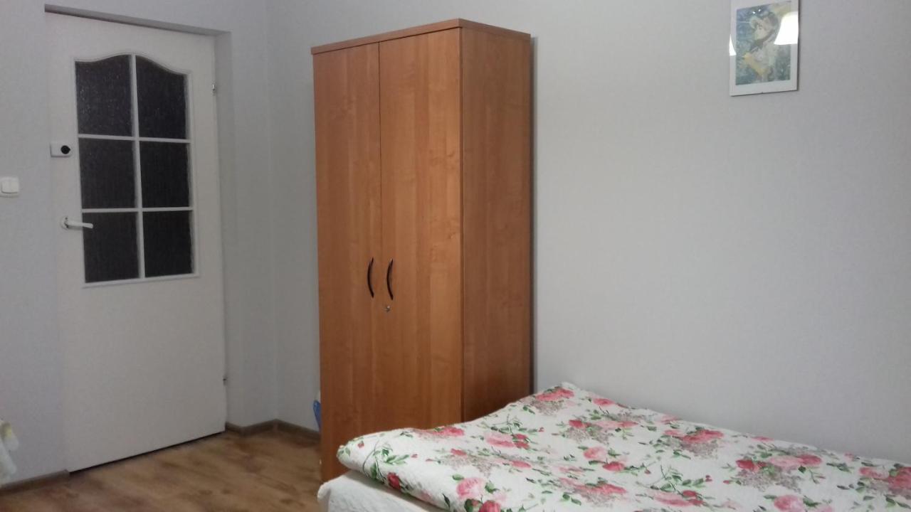 Agroturystyka U Basi Wola Kalinowska Ngoại thất bức ảnh